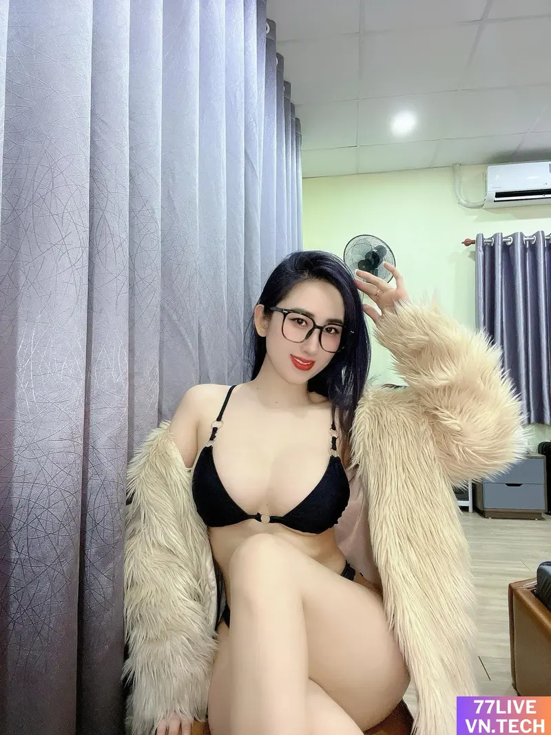 Ái Ngọc 77live Mặc Bikini Show Đường Cong Bốc Lửa Hình 9