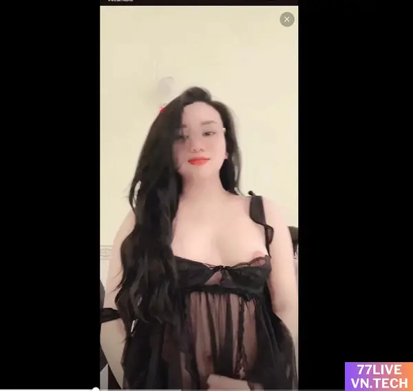 Bé Chip 77live Mặc Đầm Ren Show Hàng Sexy Hình 2