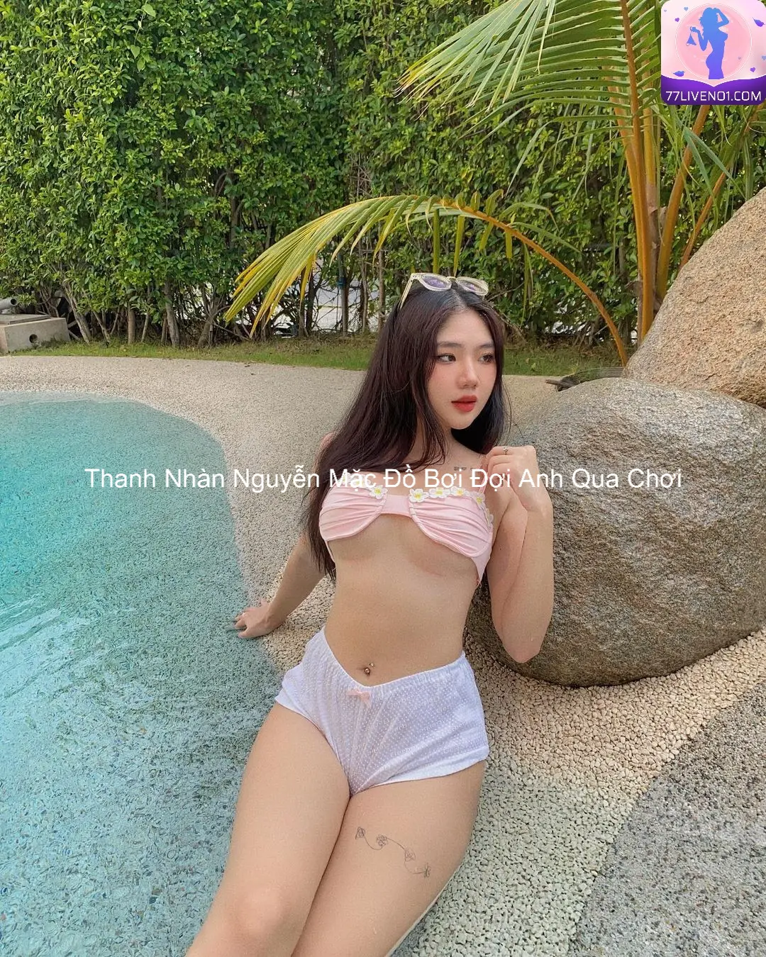 Thanh Nhàn Nguyễn Mặc Đồ Bơi Đợi Anh Qua Chơi 1